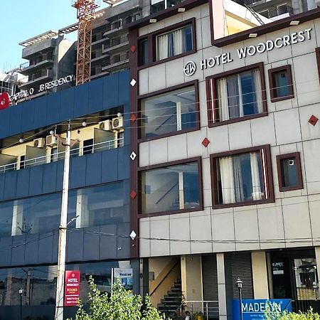 Hotel Woodcrest By Sidham Group !! Comfortable And Peaceful Stay !! Top Rated !! Preferred Hotel Chain Zirakpur Exterior photo