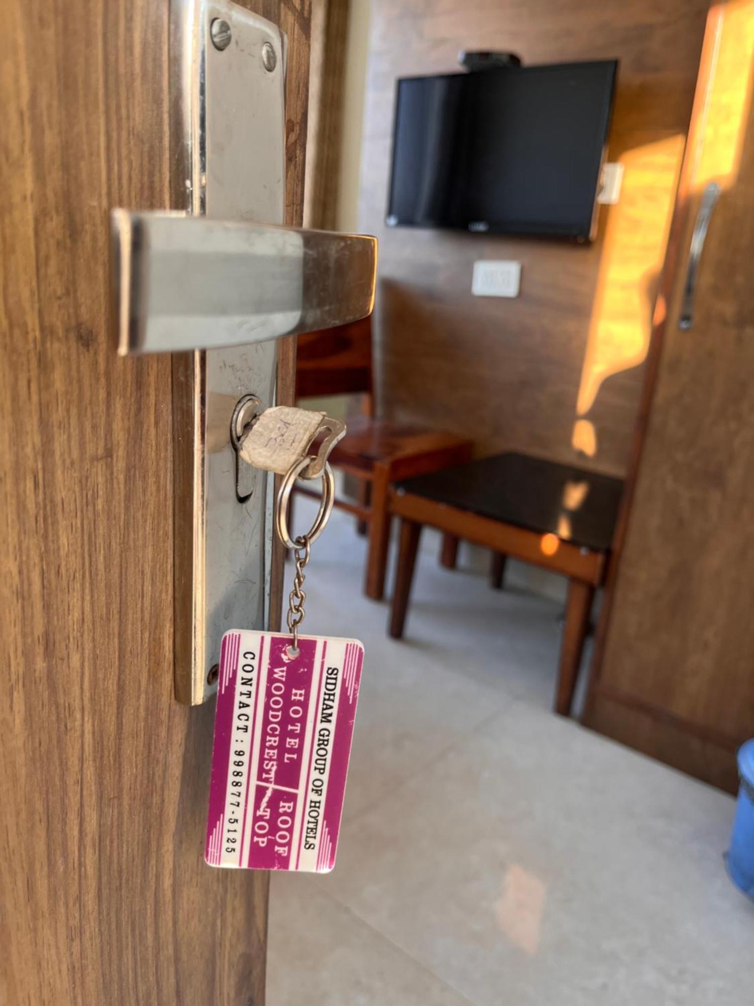 Hotel Woodcrest By Sidham Group !! Comfortable And Peaceful Stay !! Top Rated !! Preferred Hotel Chain Zirakpur Exterior photo